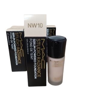 MAC COSMETICS STUDIO RADIANCE‎ Serum Powered Foundation NW10 24HR Hydration…